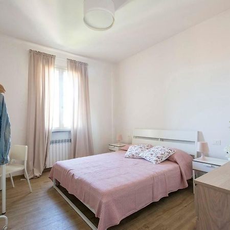 Altido Pampurio Airport Apartment Pisa Exteriör bild