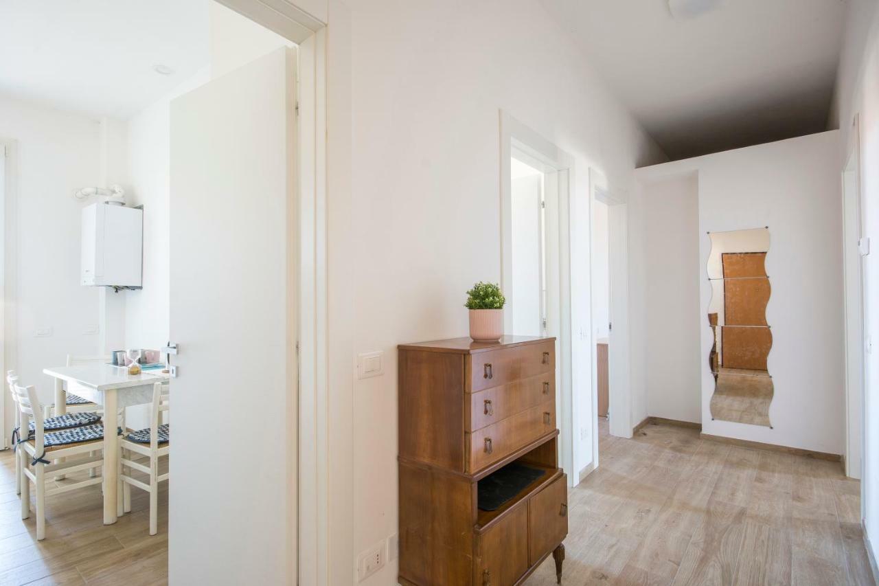 Altido Pampurio Airport Apartment Pisa Exteriör bild